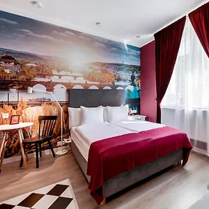 Revelton Aparthotel