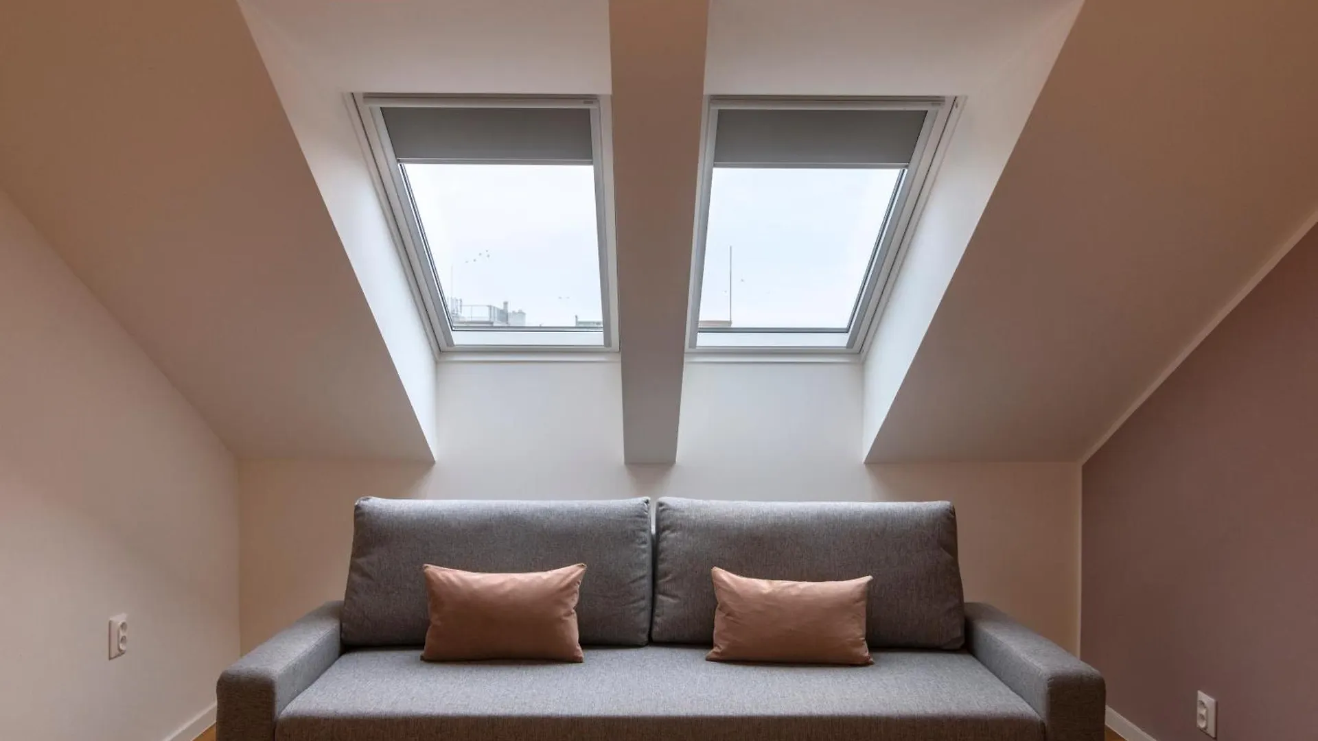 Aparthotel Hidden Art Boutique Residence By Dwellfort Prague