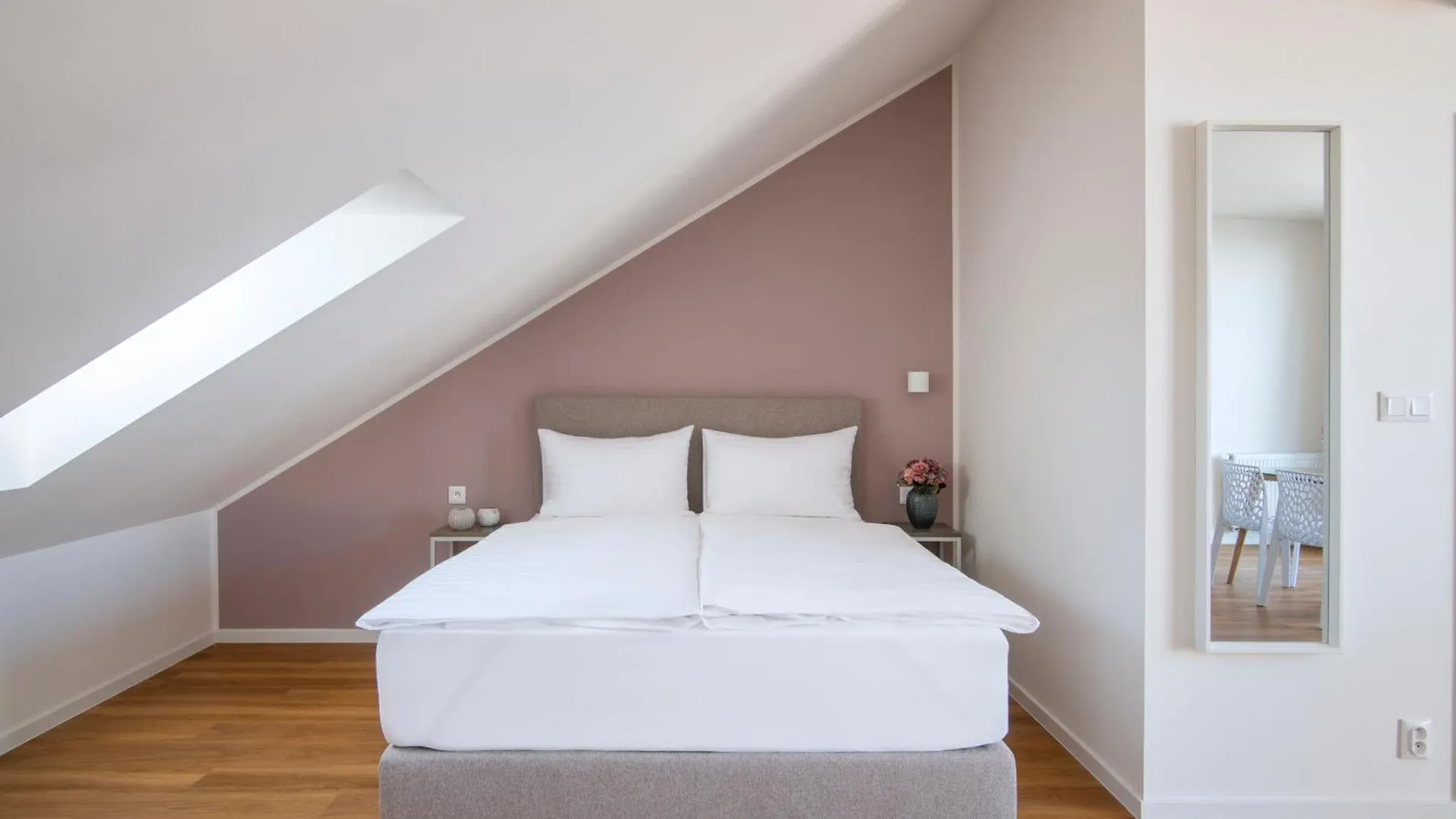 Hidden Art Boutique Residence By Dwellfort Prague Czech Republic